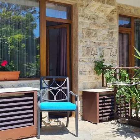 Hotel Kirios 3*