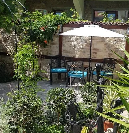 מלון Kirios 3*