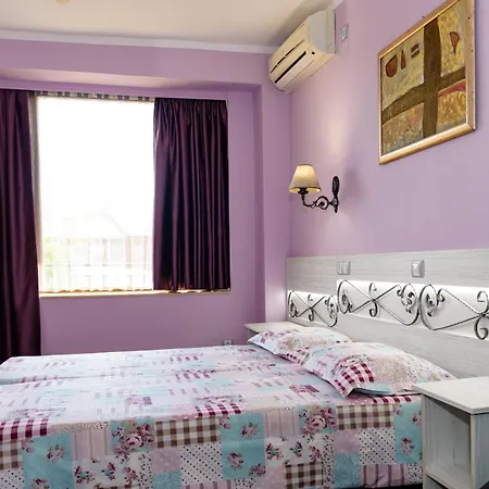 Kirios Hotel