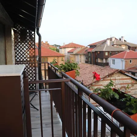 Kirios Hotel 3*